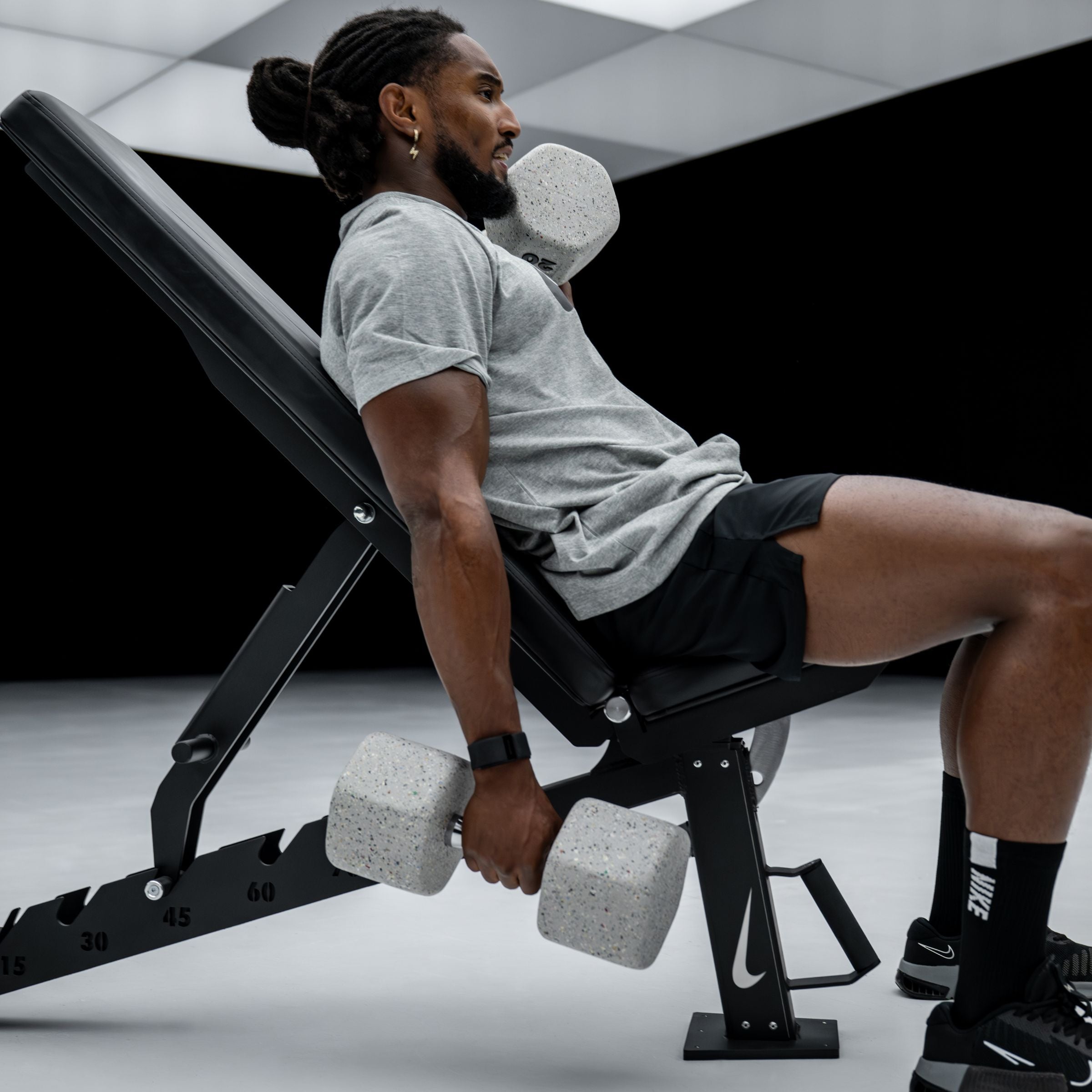 ウエイトトレーニング NIKE fitting chair Nikeおすすめのウェイトリフティングシューズ.オンラインストア