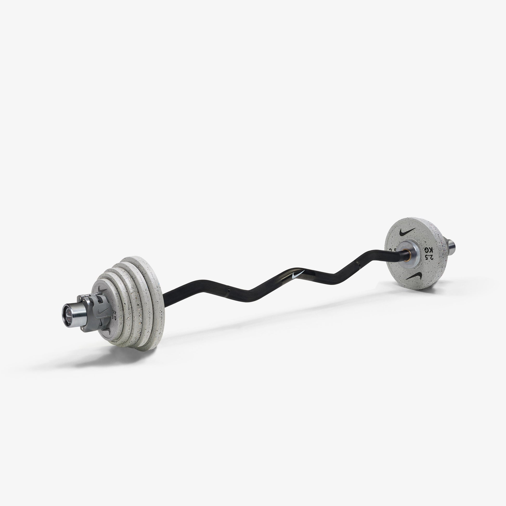 Nike Curl Bar - Black / Nike Grind Change Plates (0.5 - 2.5 kg pairs) / Grey/Black
