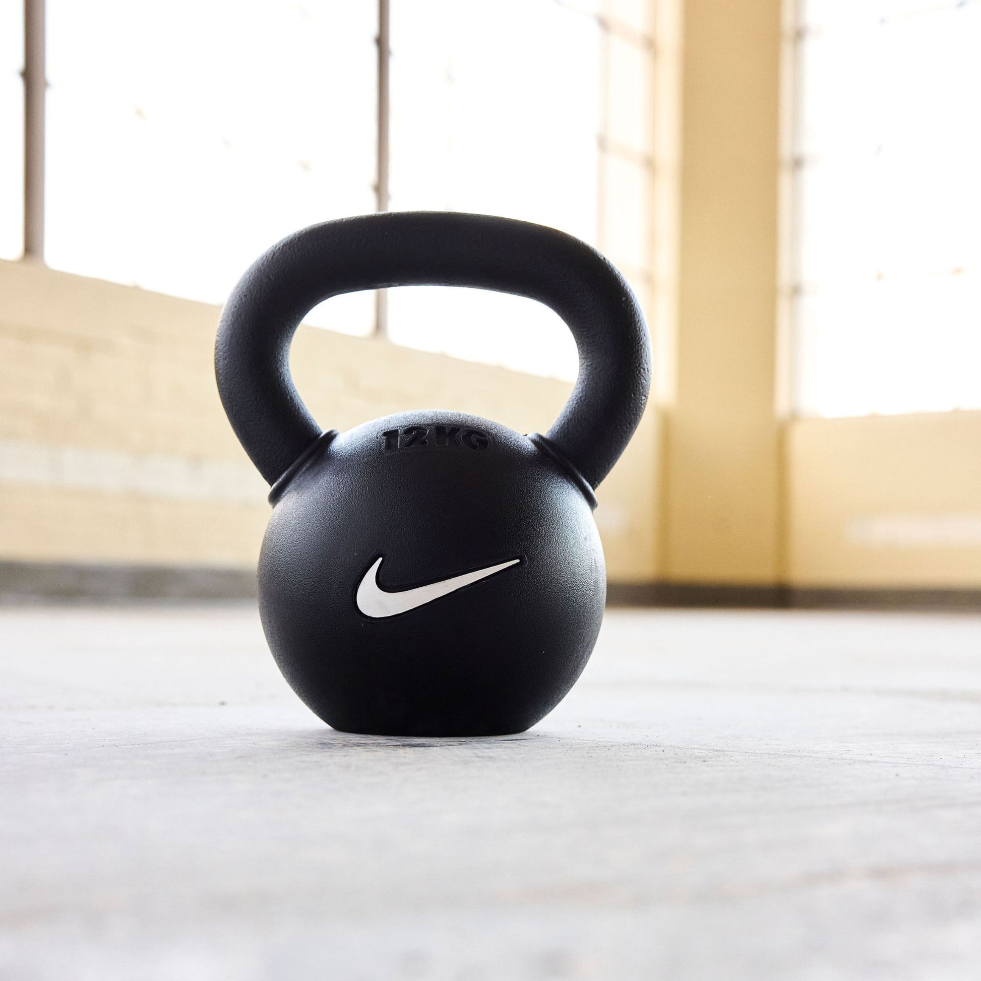 Black/White / 12-16-24kg