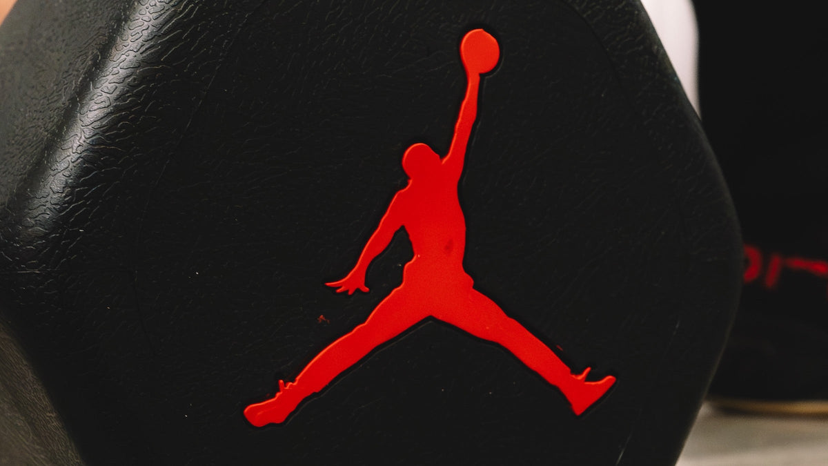 Jordan Strength Dumbbell - Chicago Red Jumpman
