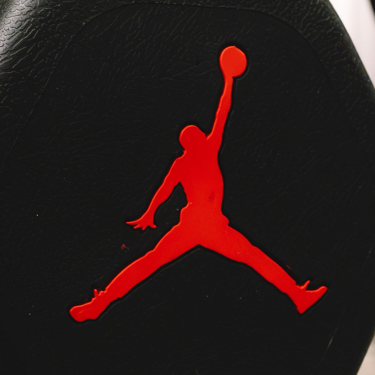 Jordan Strength Dumbbell - Chicago Red Jumpman