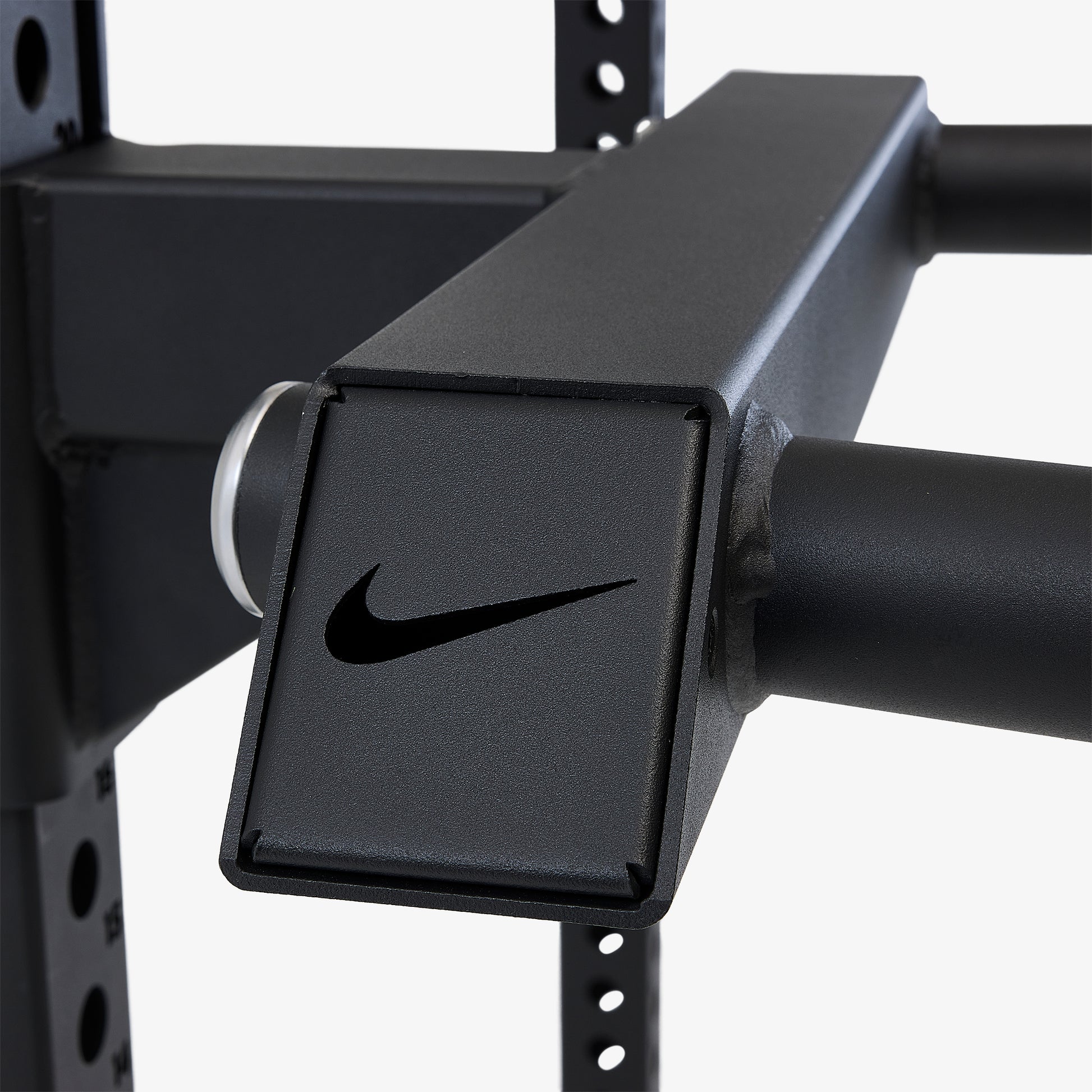 Nike Strength Pro Dip Station — detail 1